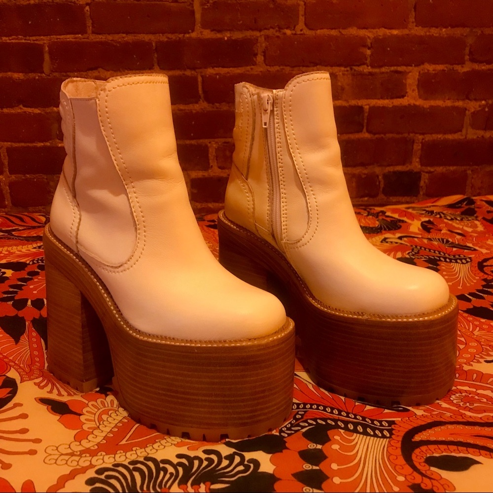 Critical Jeffrey Campbell Chunky Platform Boot